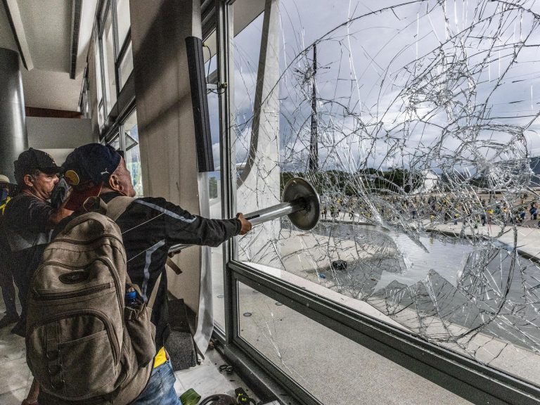 Destruição De Brasília